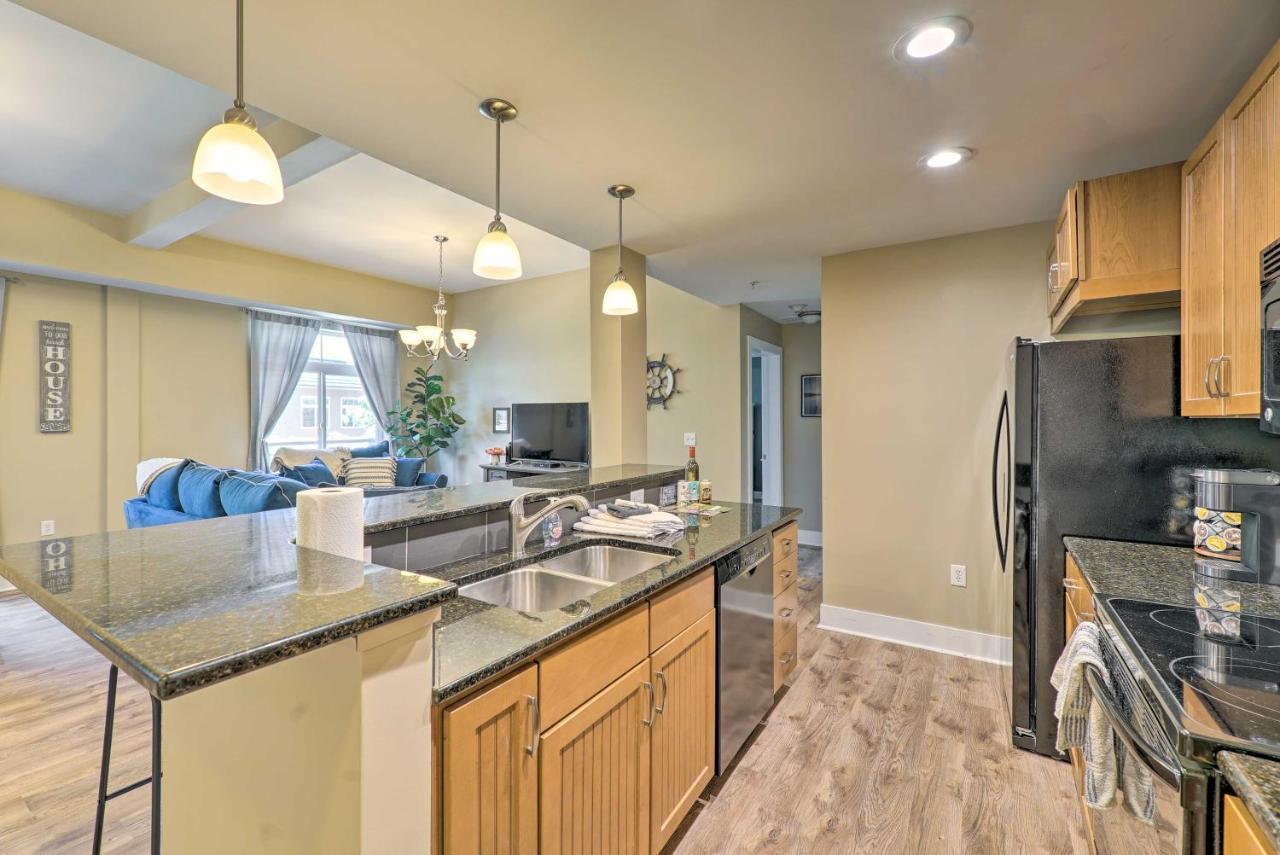 Grand Haven Condo - Walk To Nearby Hot Spots! Dış mekan fotoğraf