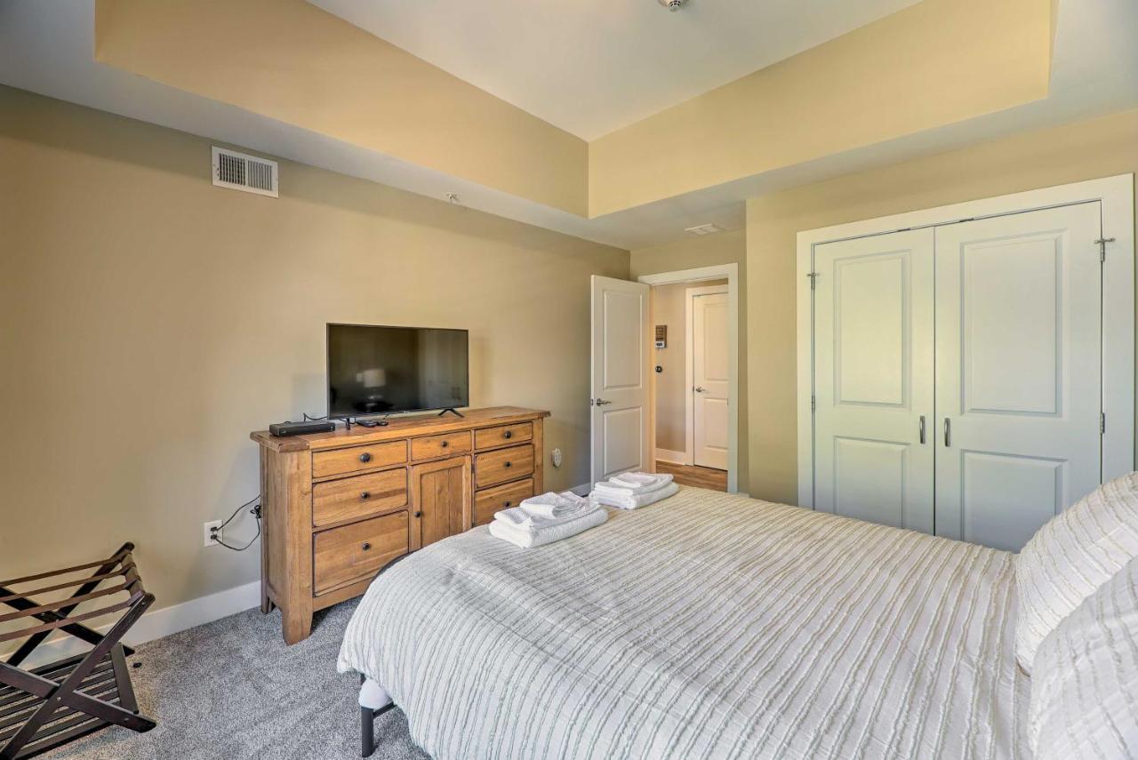 Grand Haven Condo - Walk To Nearby Hot Spots! Dış mekan fotoğraf